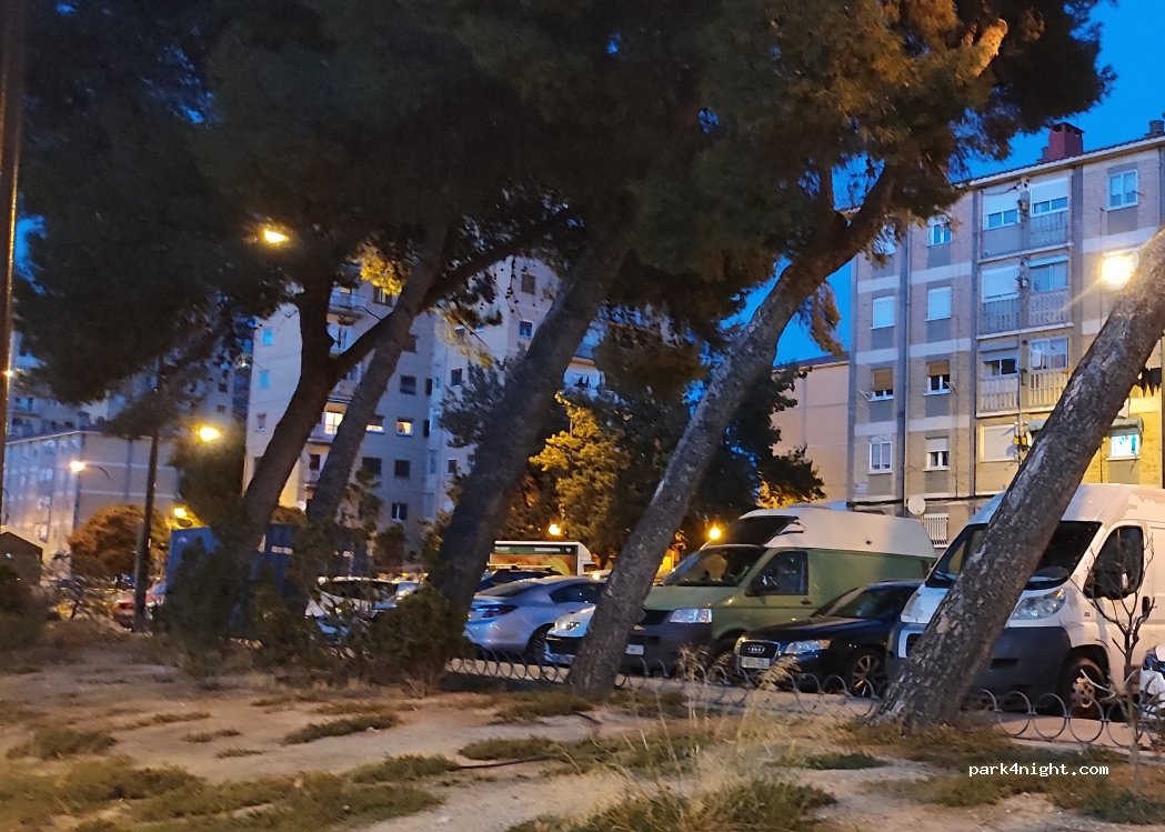 (50015) Zaragoza - Calle de Sixto Celorrio — foto