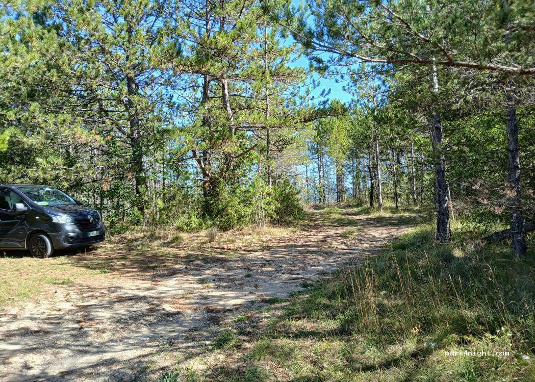 (84390) Aurel - Unnamed Road — foto 5