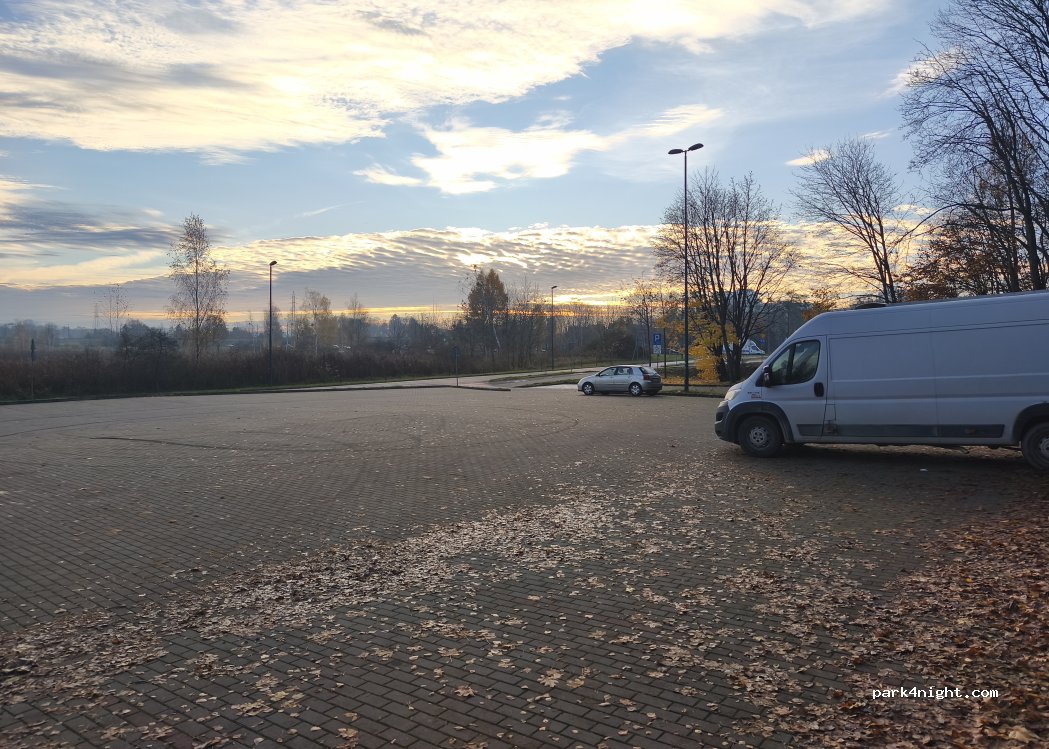 (10-041) Olsztyn - Kapitańska — foto