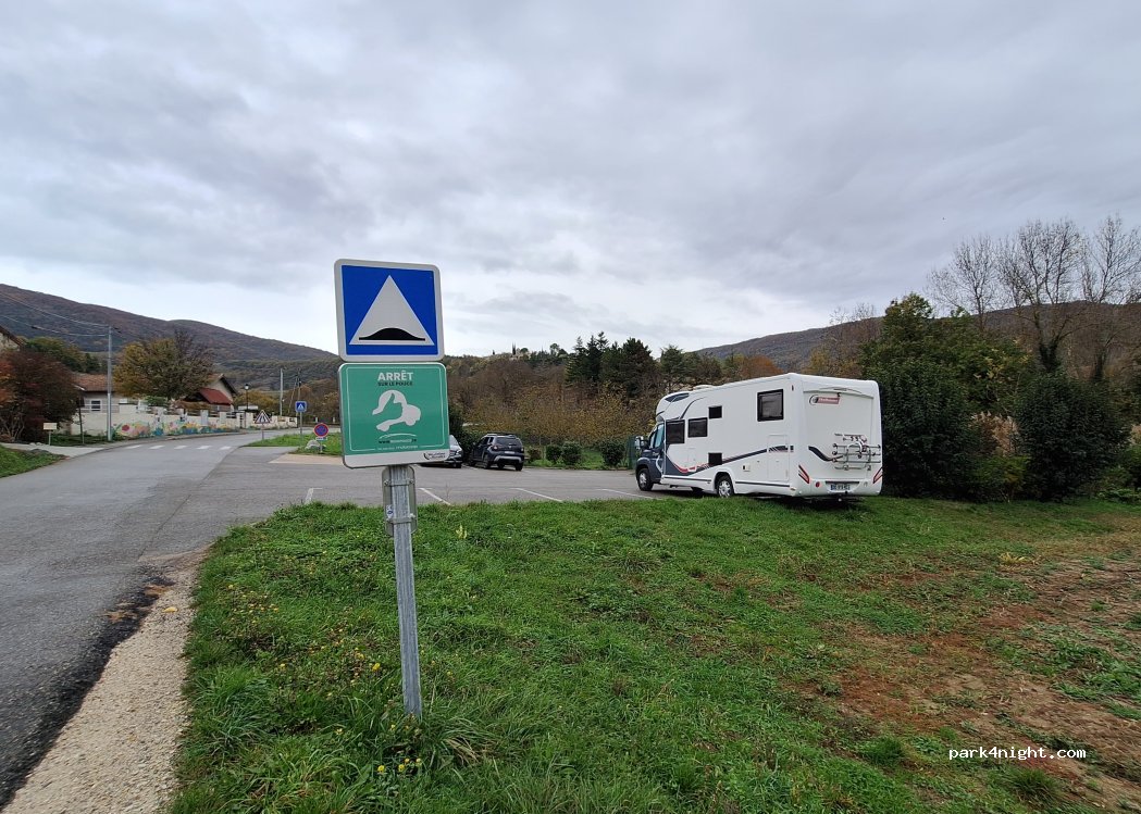 (26400) Cobonne - D 731 — foto