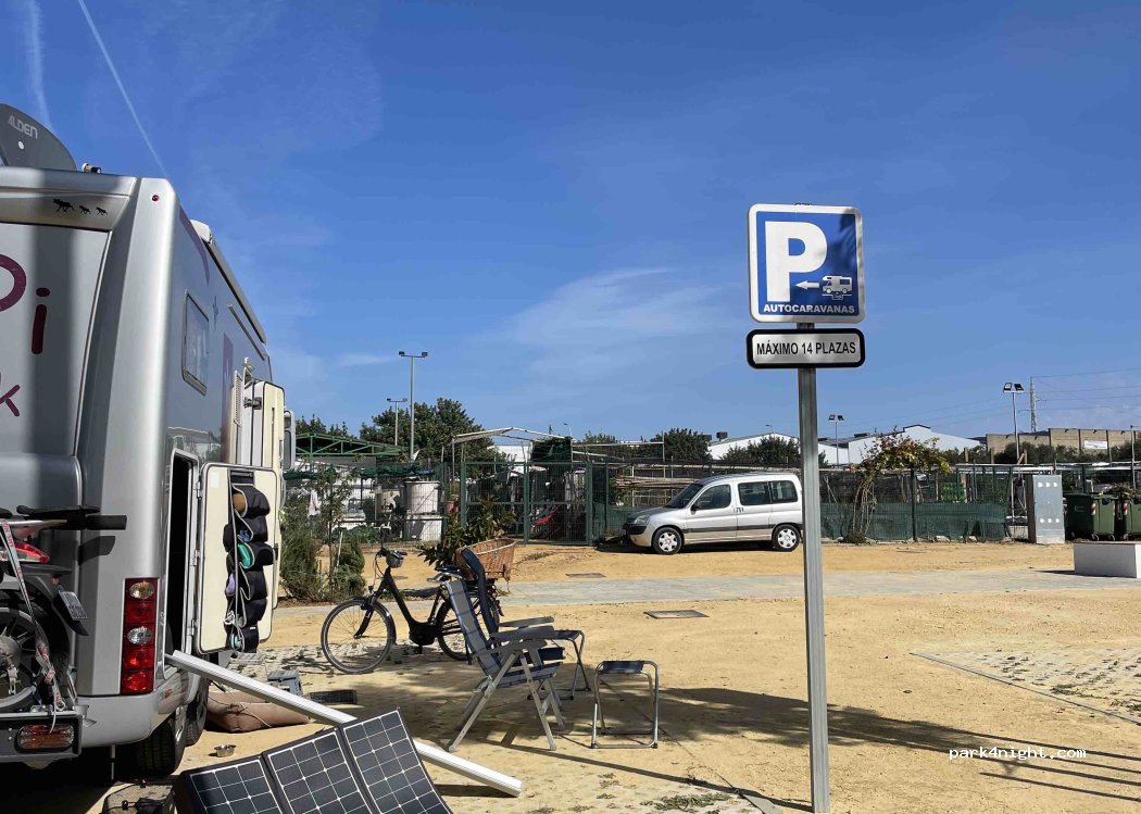 Área de Autocaravanas de Carmona — foto 2