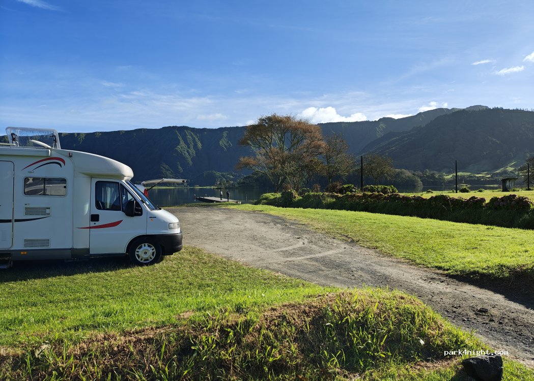 (9555-203) Sete Cidades - Rua Atlántida — foto