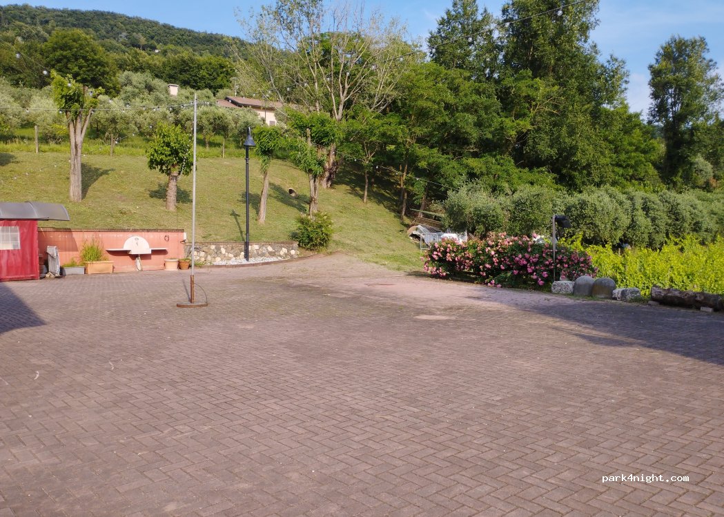 Le Pignole di Boracchi Serena — foto 3