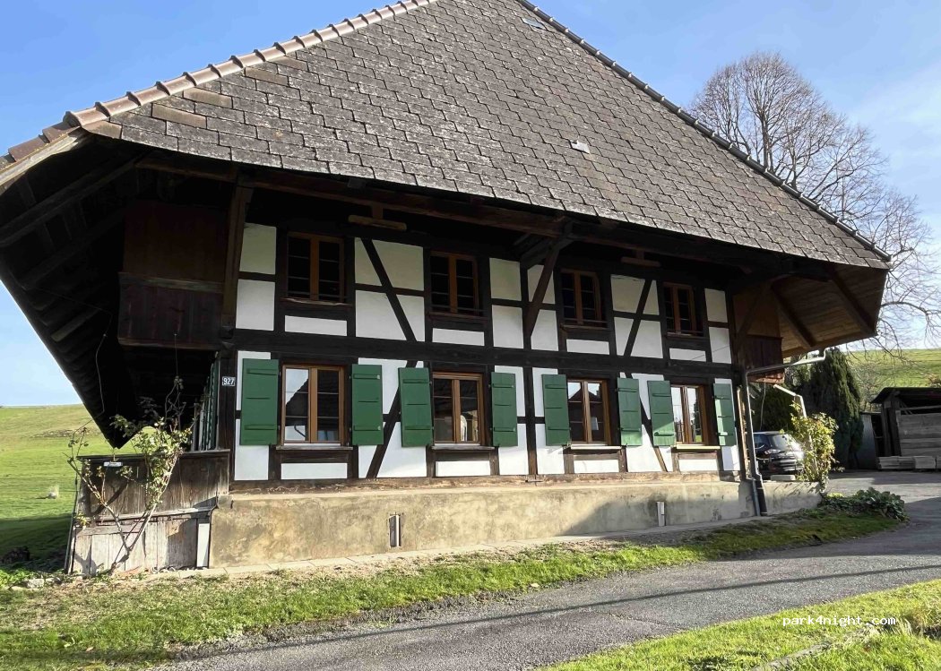 Hof «Im Gricht» — foto