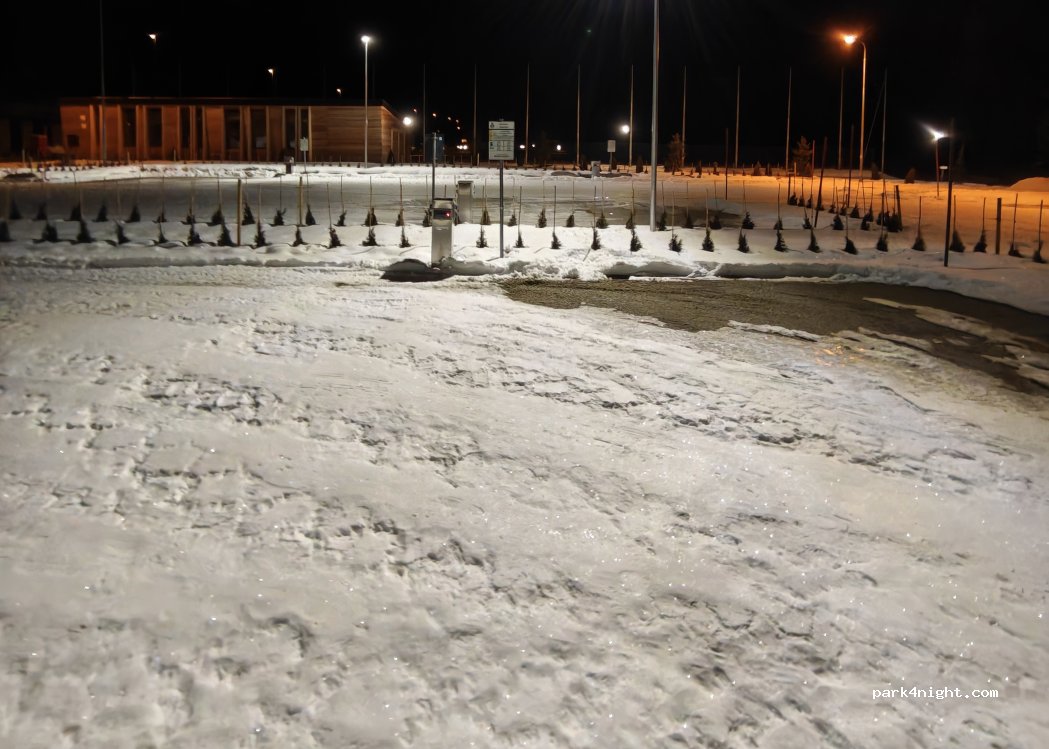 Area Sosta Camper Sestriere — foto 4