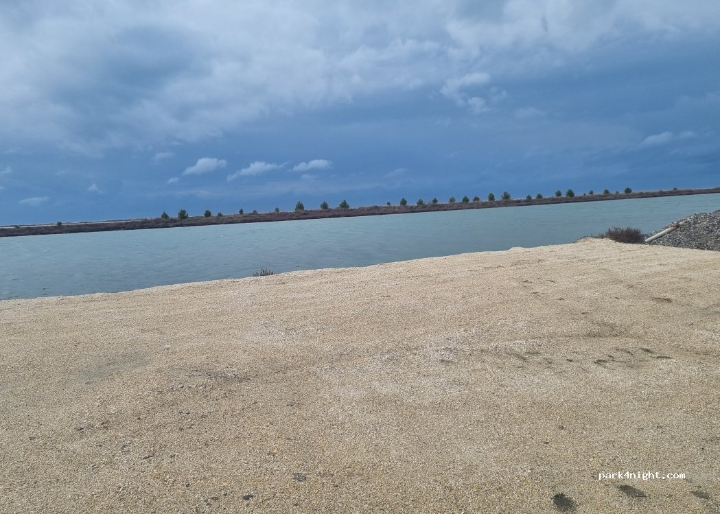 (9004) Remas - Unnamed Road — foto