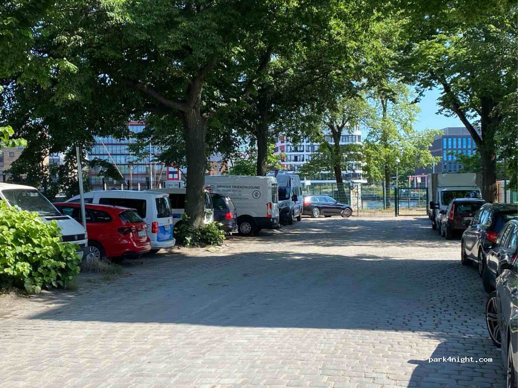 (10997) Berlin - 6 Schleusenufer — foto 2