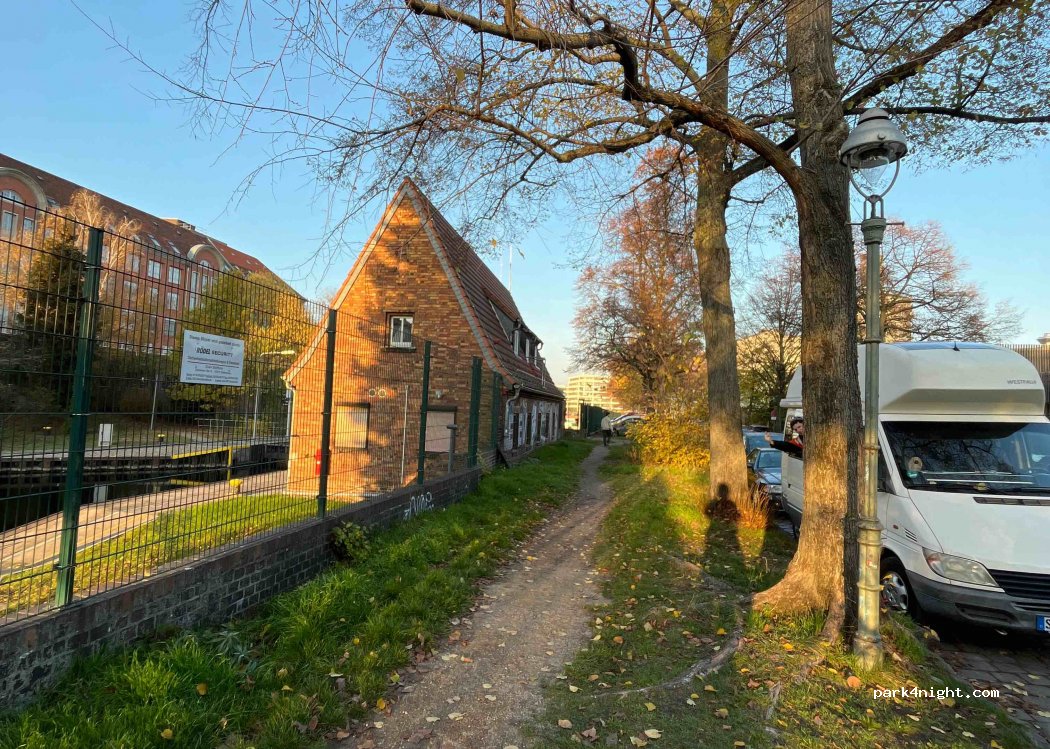 (10997) Berlin - 6 Schleusenufer — foto 4