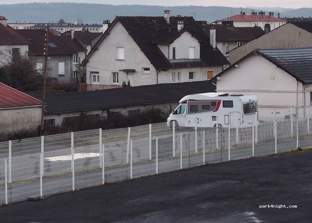 (15000) Aurillac - 44 rue du cayla — foto