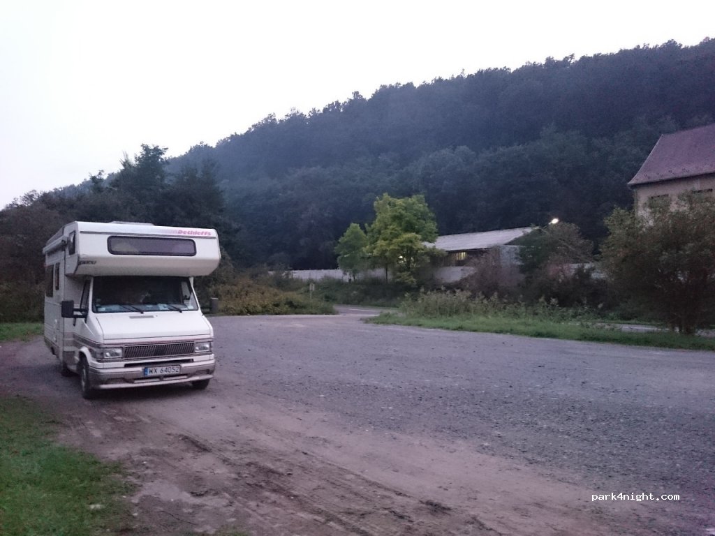 (3141) Salgótarján - 29 2303 — foto