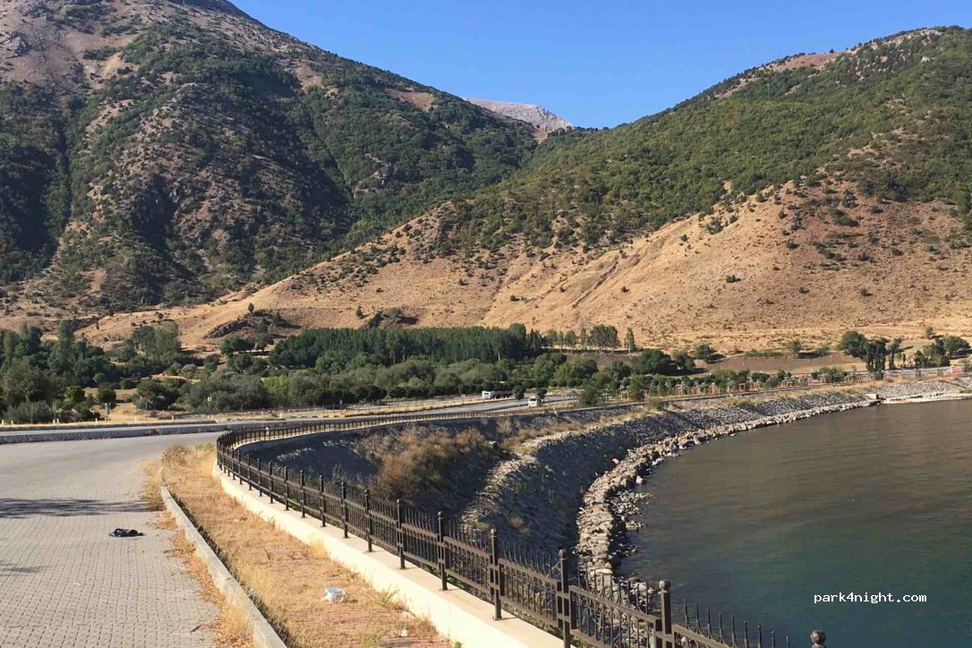 (13200)  - Van Bitlis Yolu — foto