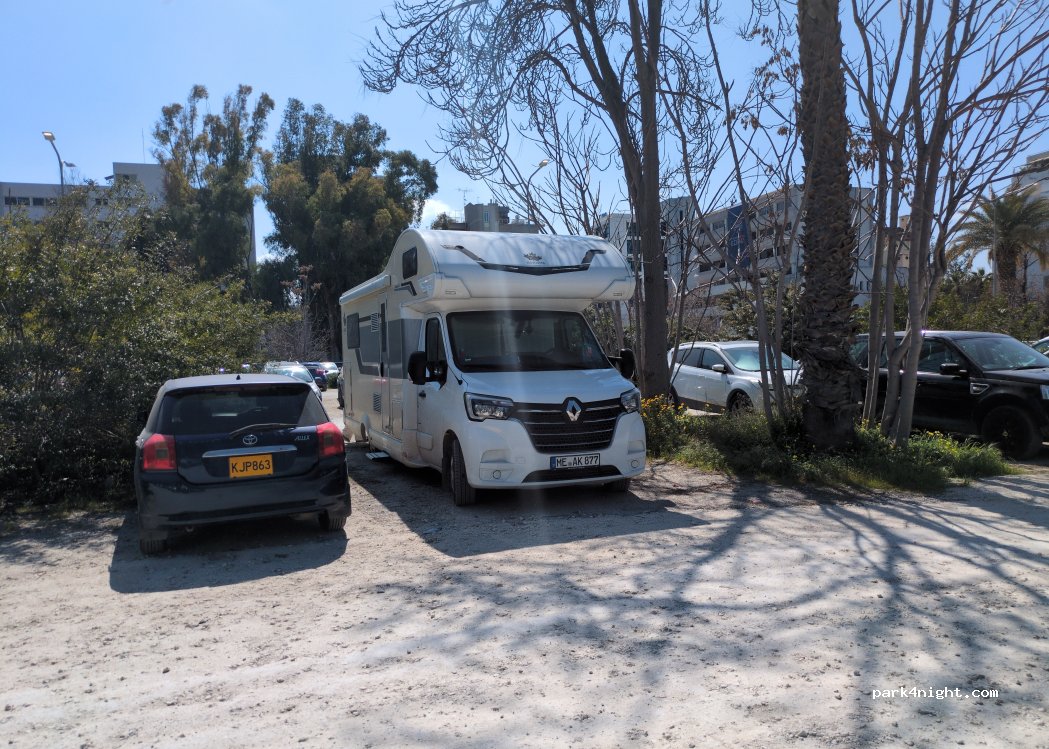 Nicosia Municipality - Leoforos Dimostheni Severi Avenue — foto