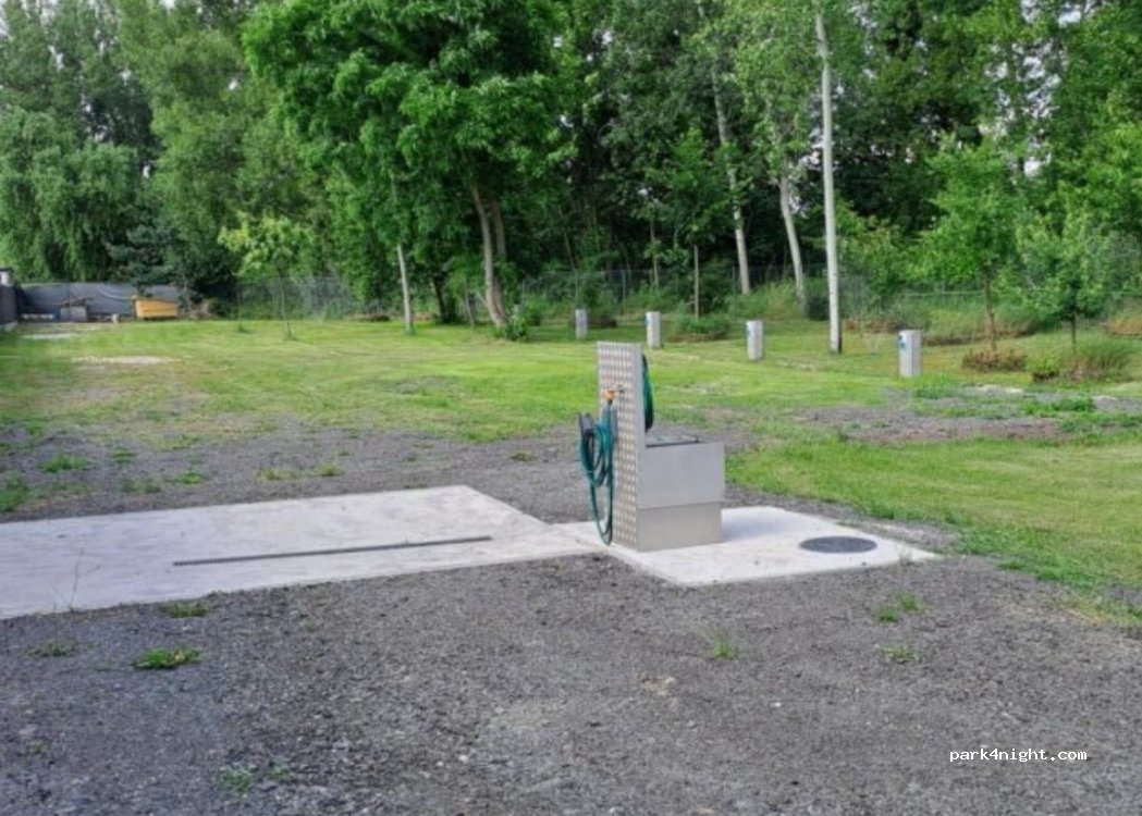 Stellplatz Mackárna — foto