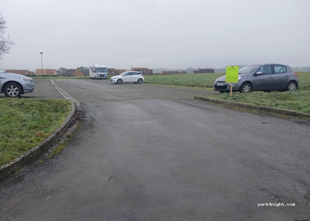 (72550) Coulans-sur-Gée - Rue du Verger — foto
