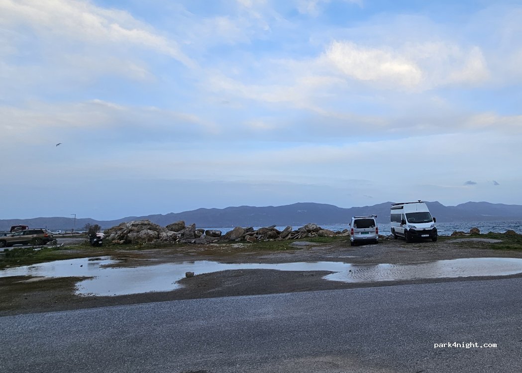 (23053) Elafonisos - Unnamed Road — foto