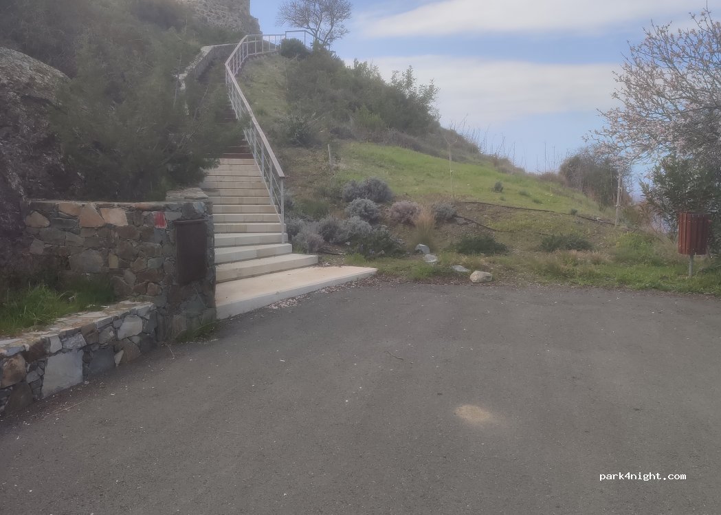Kato Pyrgos - Unnamed Road — foto 2