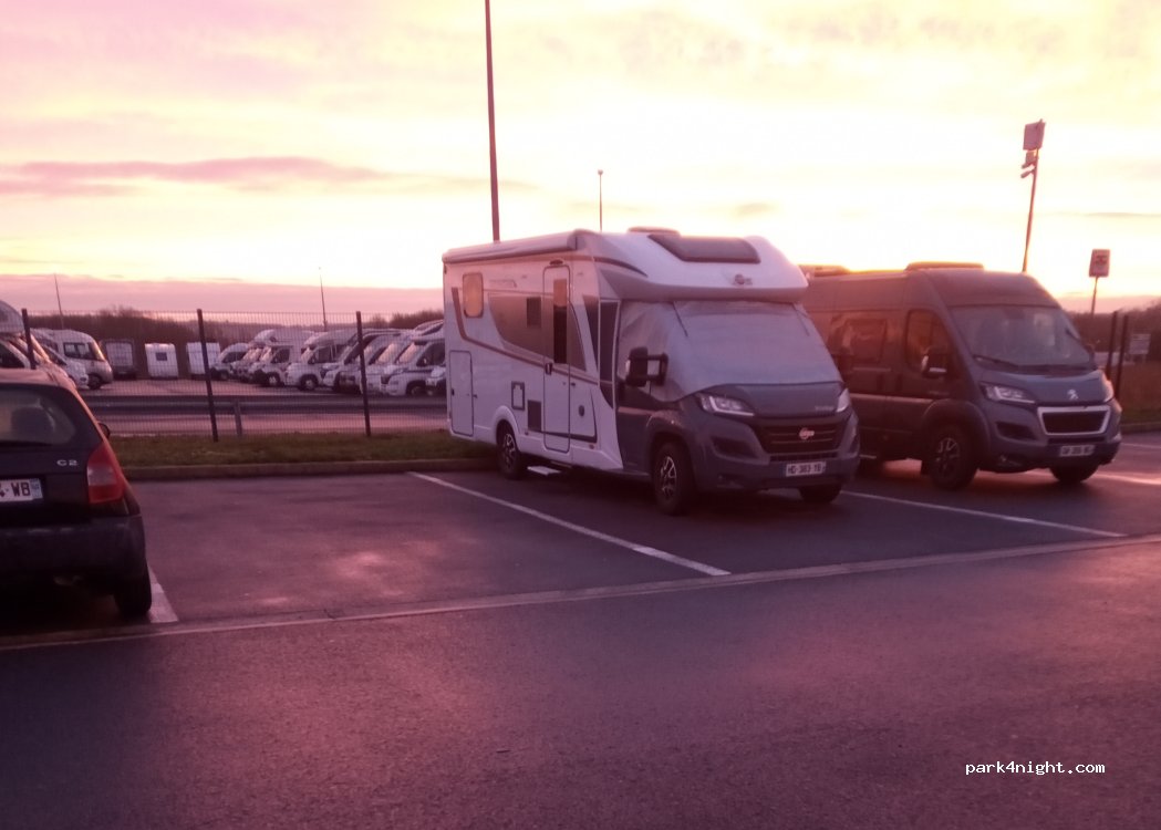 (60290) Rantigny - Rue des Acacias — foto 5