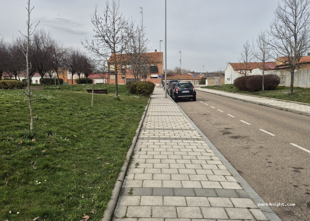 (47011) Valladolid - Calle de la Cordillera — foto