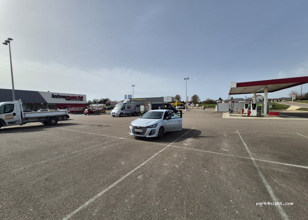 (10130) Auxon - Route d'Auxerre — foto