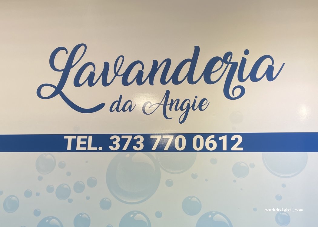 LAVANDERIA SELF SERVICE DA ANGIE — foto 3
