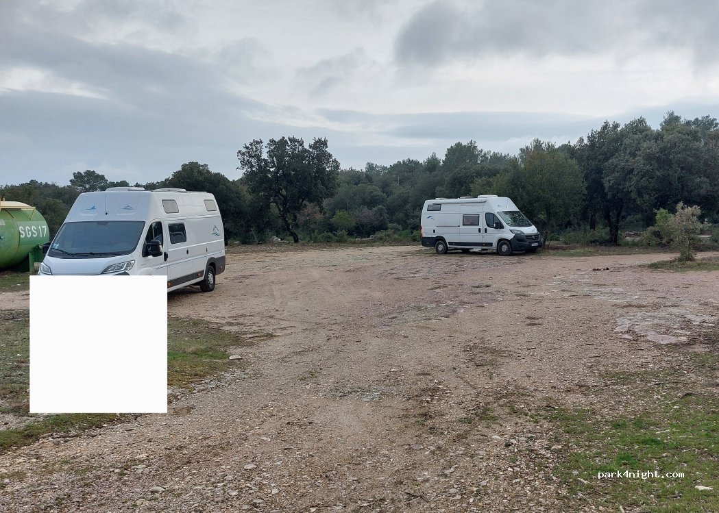 (83210) Solliès-Toucas - Route Forestière Siou Blanc — foto