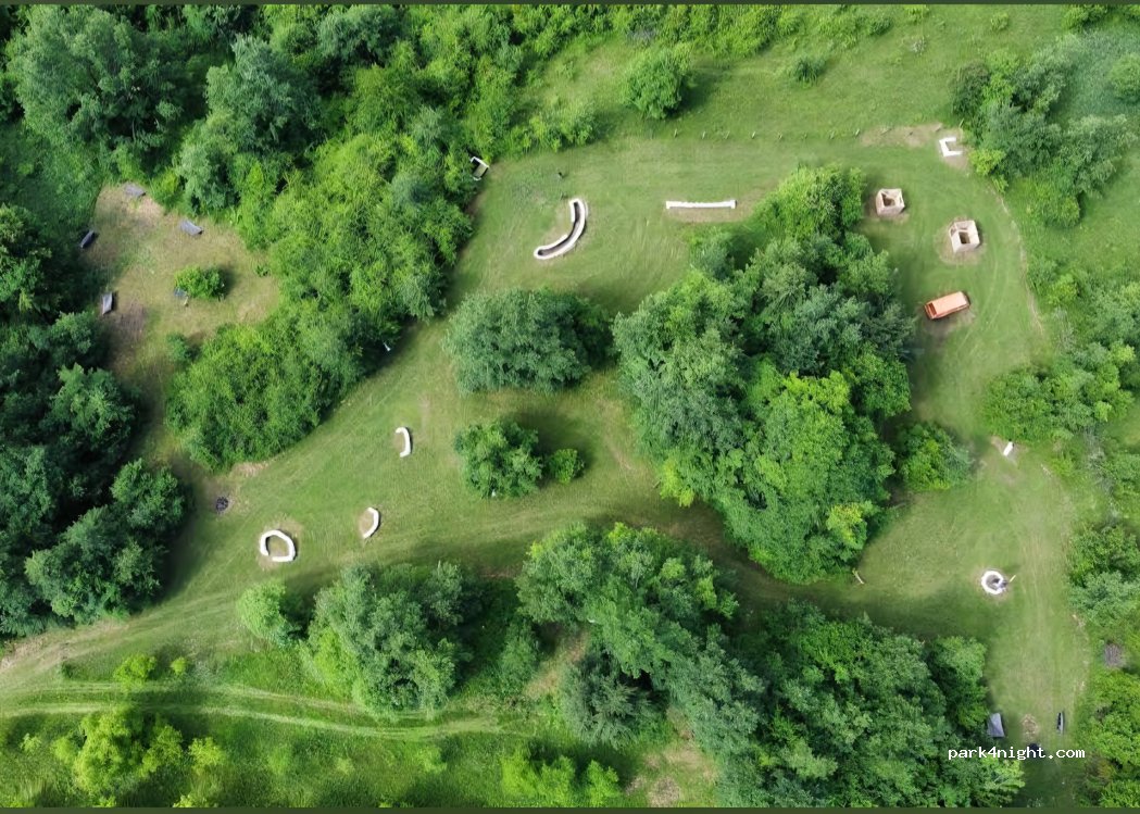 () Lički Podhum - — foto 4