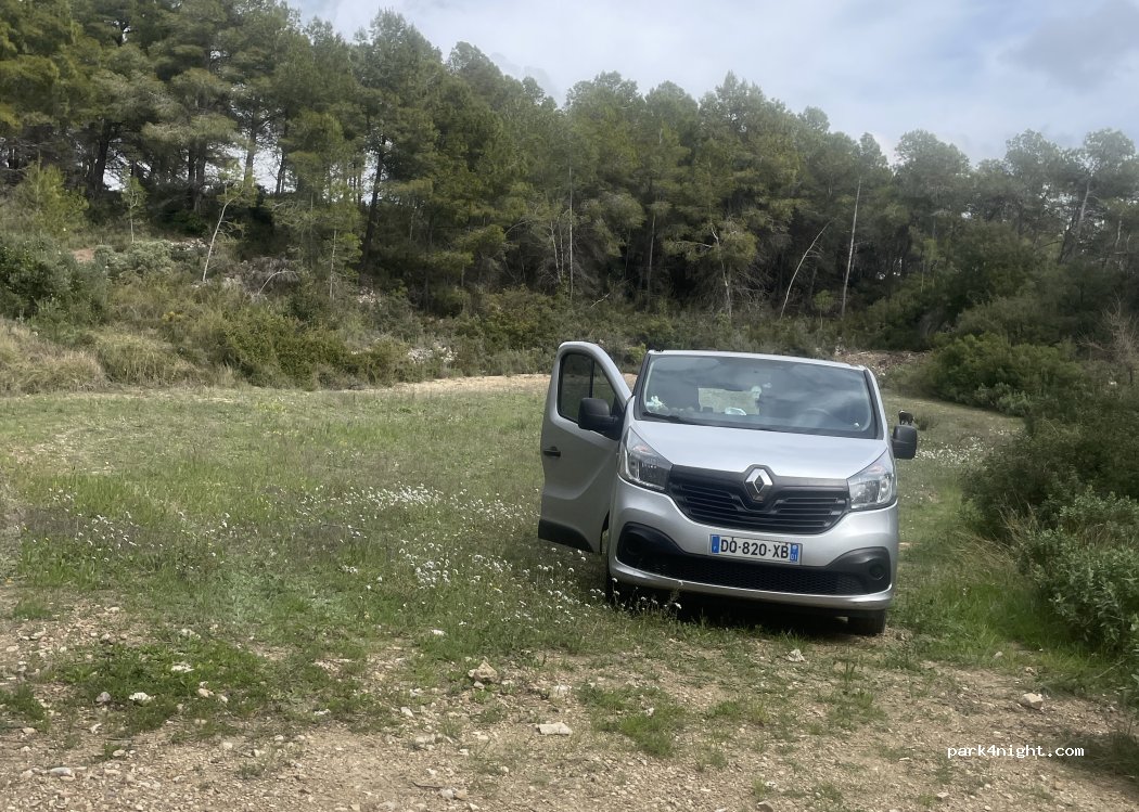(08737) Torrelles de Foix - Camí dels Giberts — foto 2