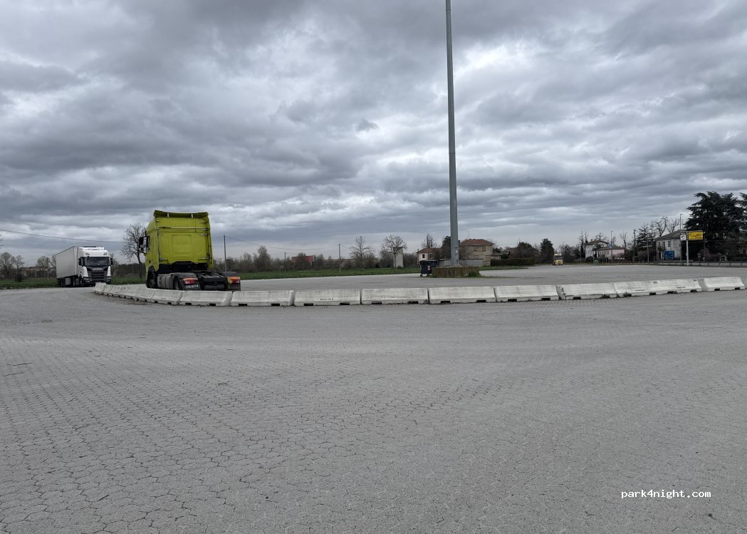 (15057) Tortona - SP211 — foto 3