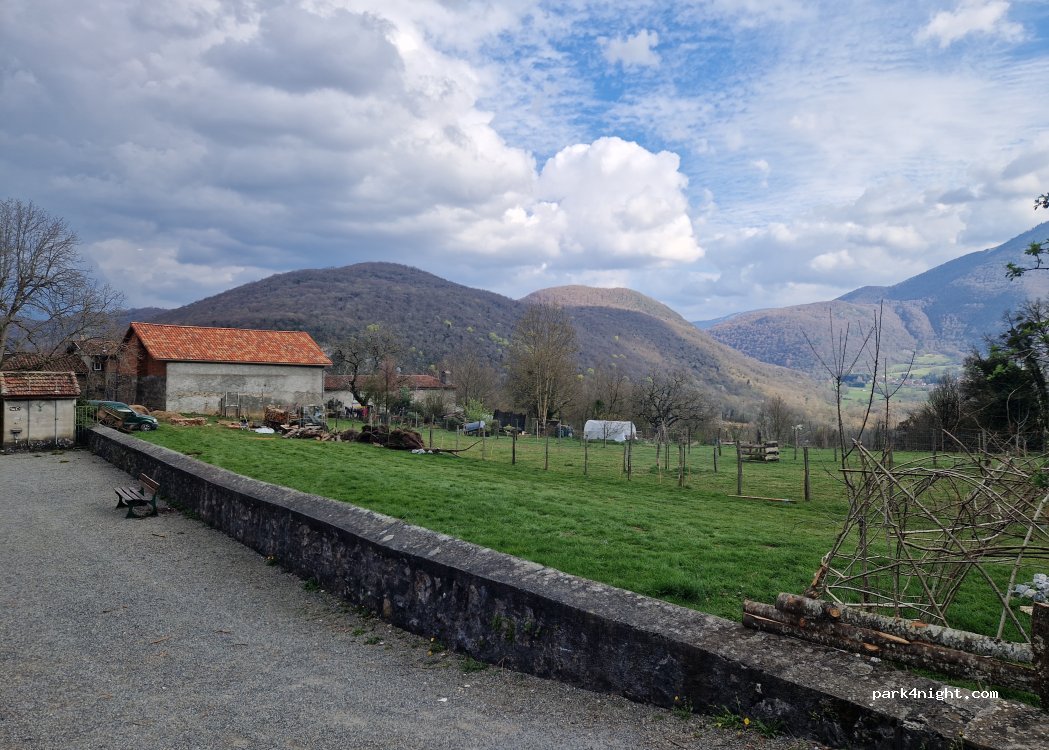 (31160) Arbon - Route de Cazaunous — foto 2