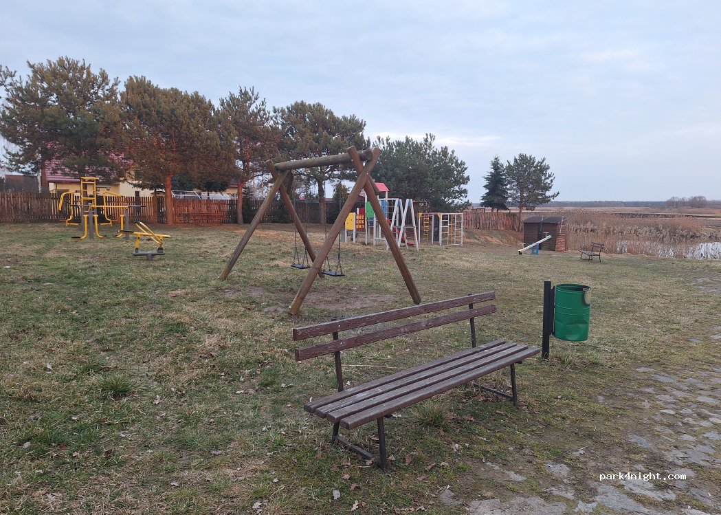 (19-111) Góra - — foto 3