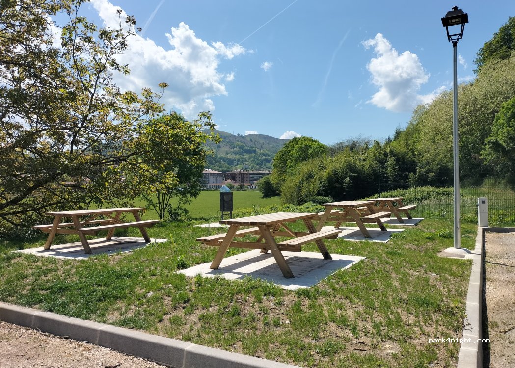 Área de autocaravanas de Lesaka (Navarra) — foto 4