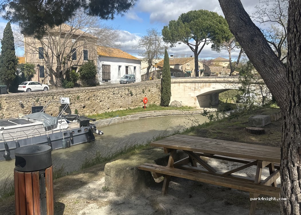 (34310) Poilhes - Boulevard des Écoles — foto