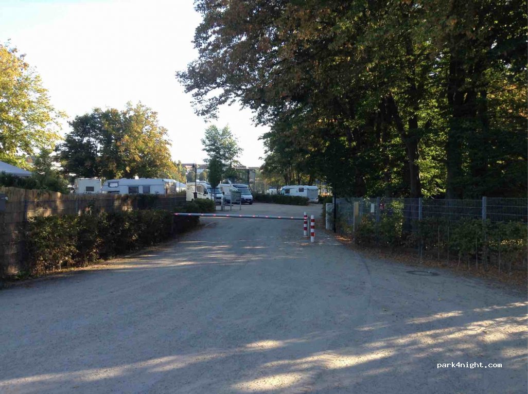 Wohnmobilstellplatz Zweibrücken — foto