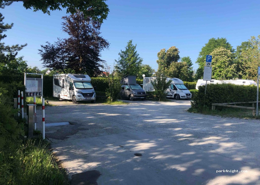 Wohnmobilstellplatz Schleifweiher Feuchtwangen — foto 4