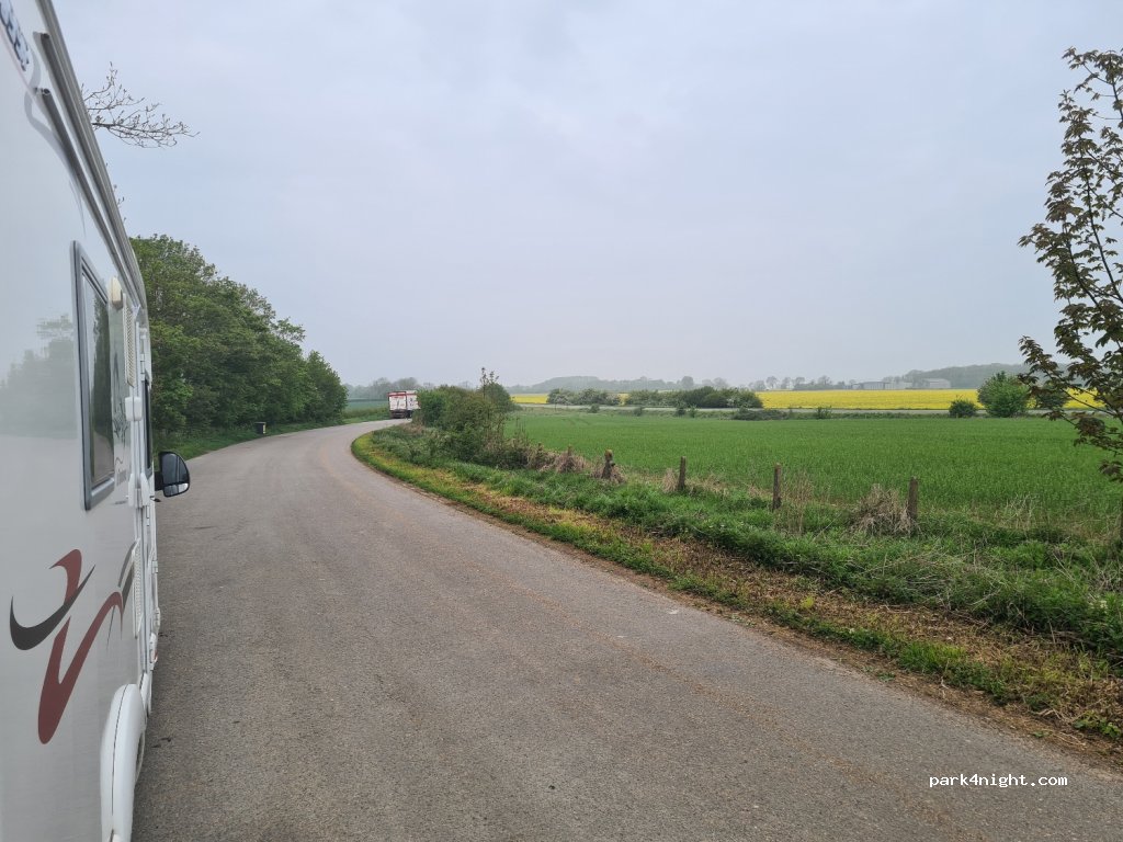 (NG34)  - Holland Road — foto 2