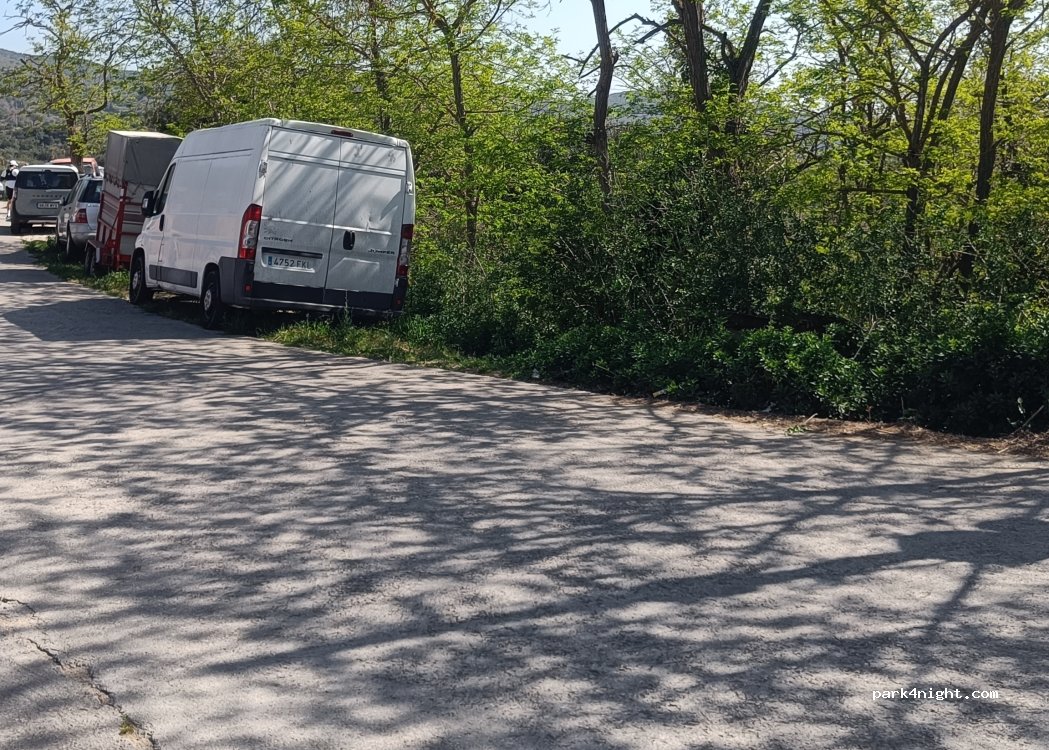 (08911) Badalona - Camí Vell de Montcada — foto