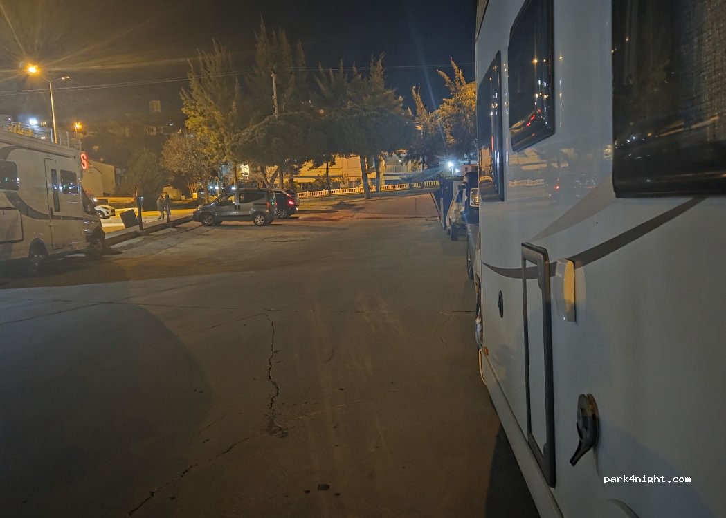 (09400) Kuşadası - Unnamed Road — foto