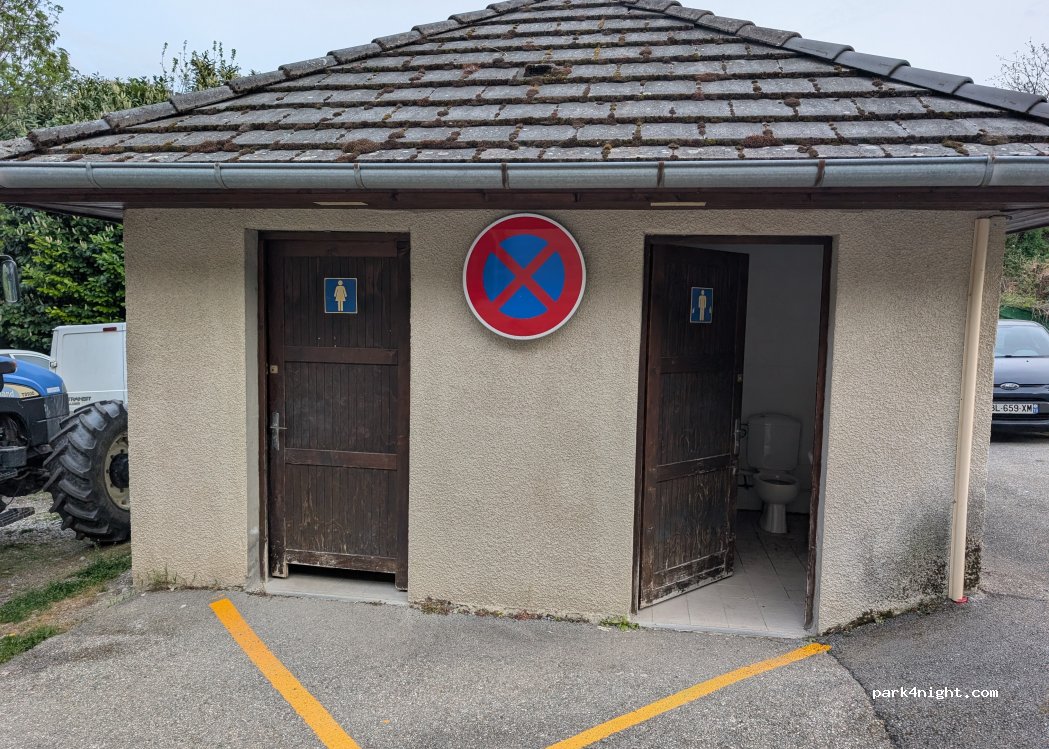 (73250) Saint-Pierre-d'Albigny - Route de Miolans — foto