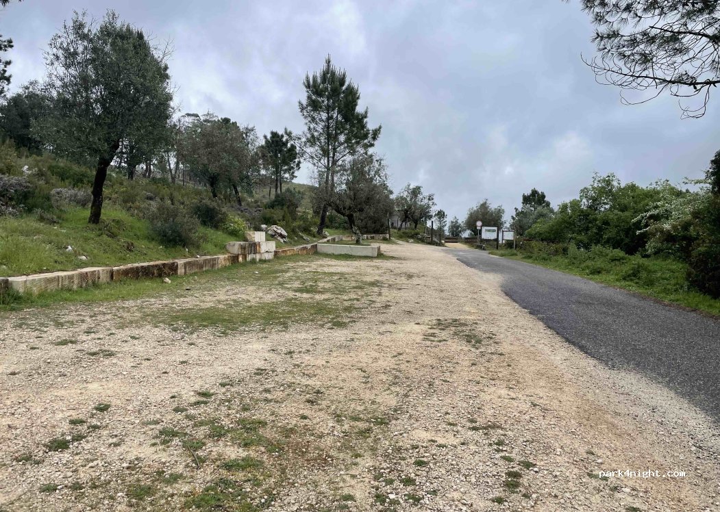 (2480-217 S) Serro Ventoso - Rua das Figueirinhas — foto