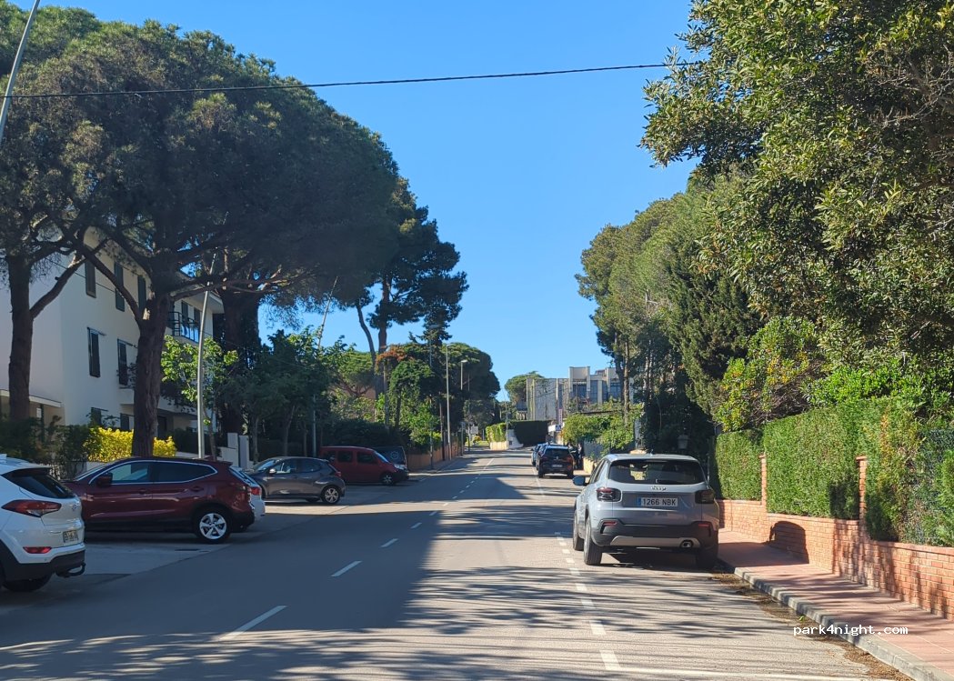 (17211) Palafrugell - Passeig de la Torre — foto