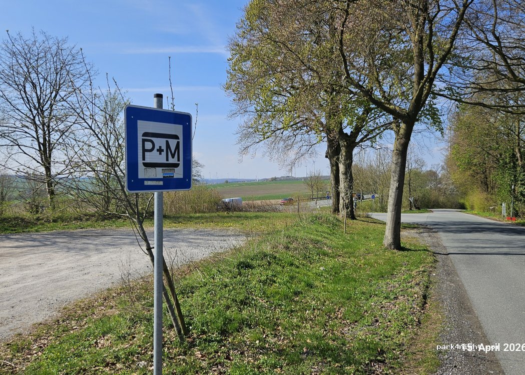 (33184) Altenbeken - Dorfstrasse — foto