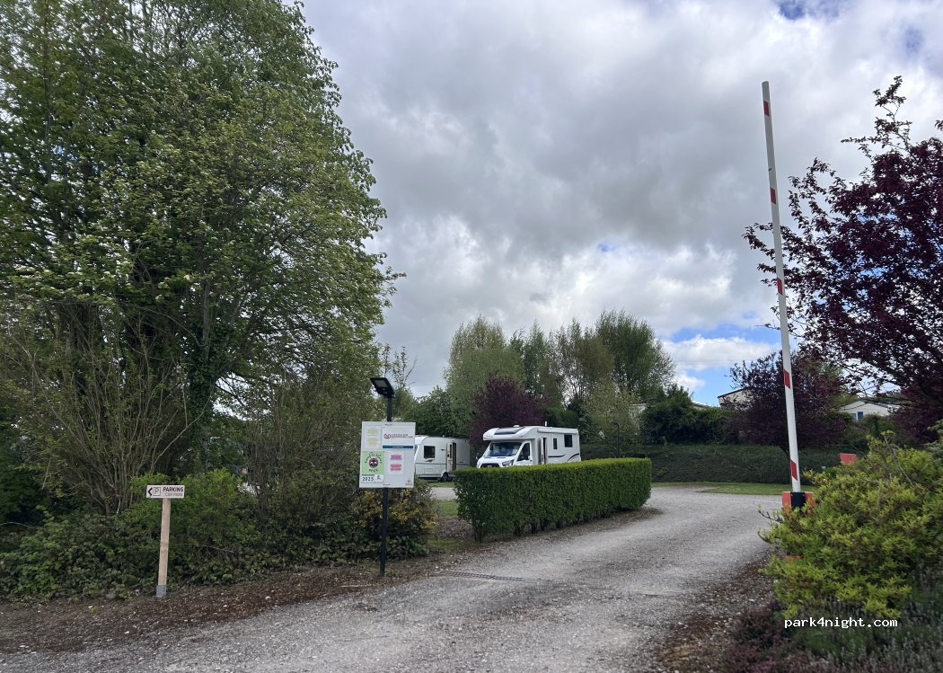 Hotel Restaurant Camping Bal — foto