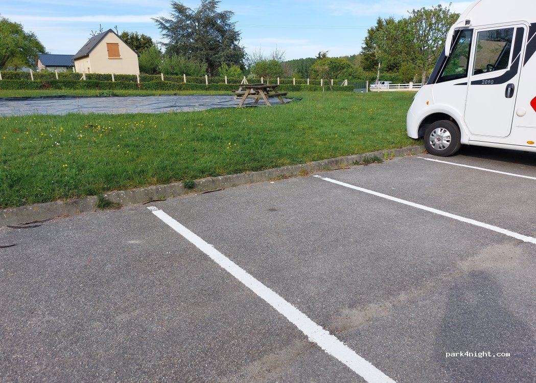 (61130) Saint-Cyr-la-Rosière - Rue René Ligot — foto