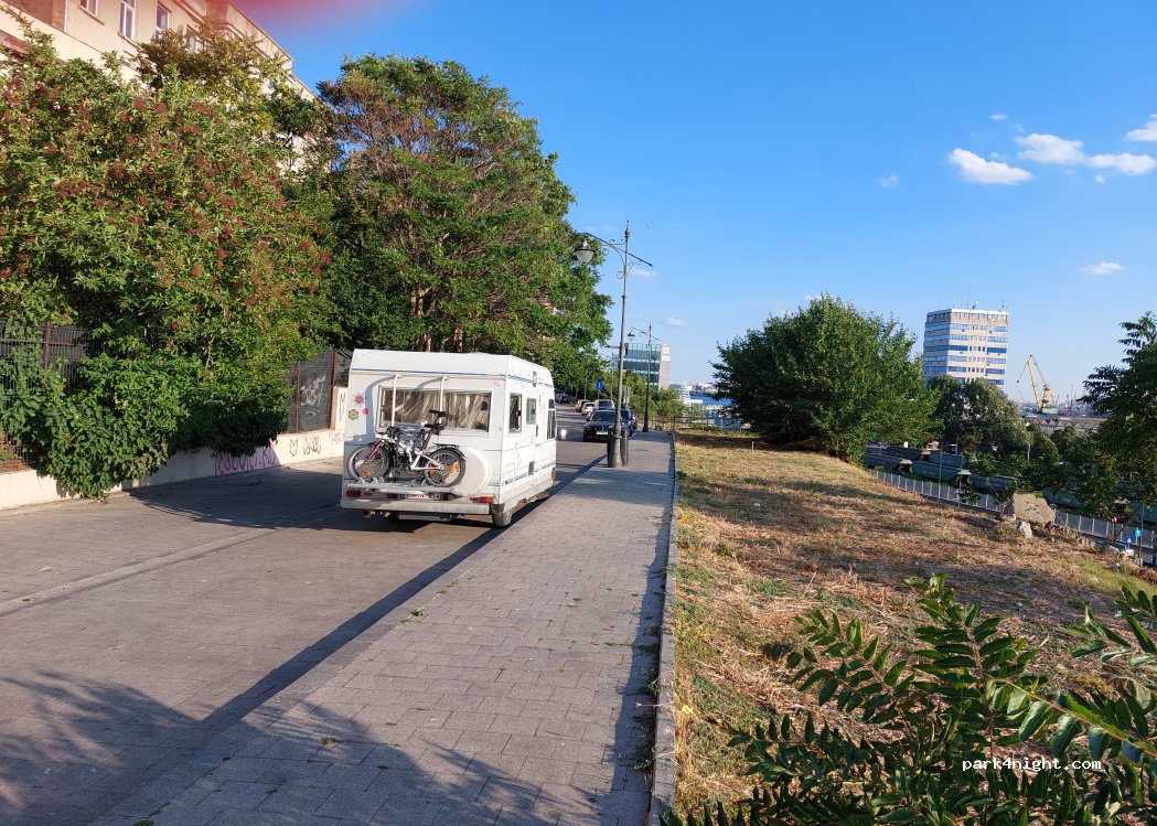 (900178) Constanța - 3 Strada Ovidiu — foto 2