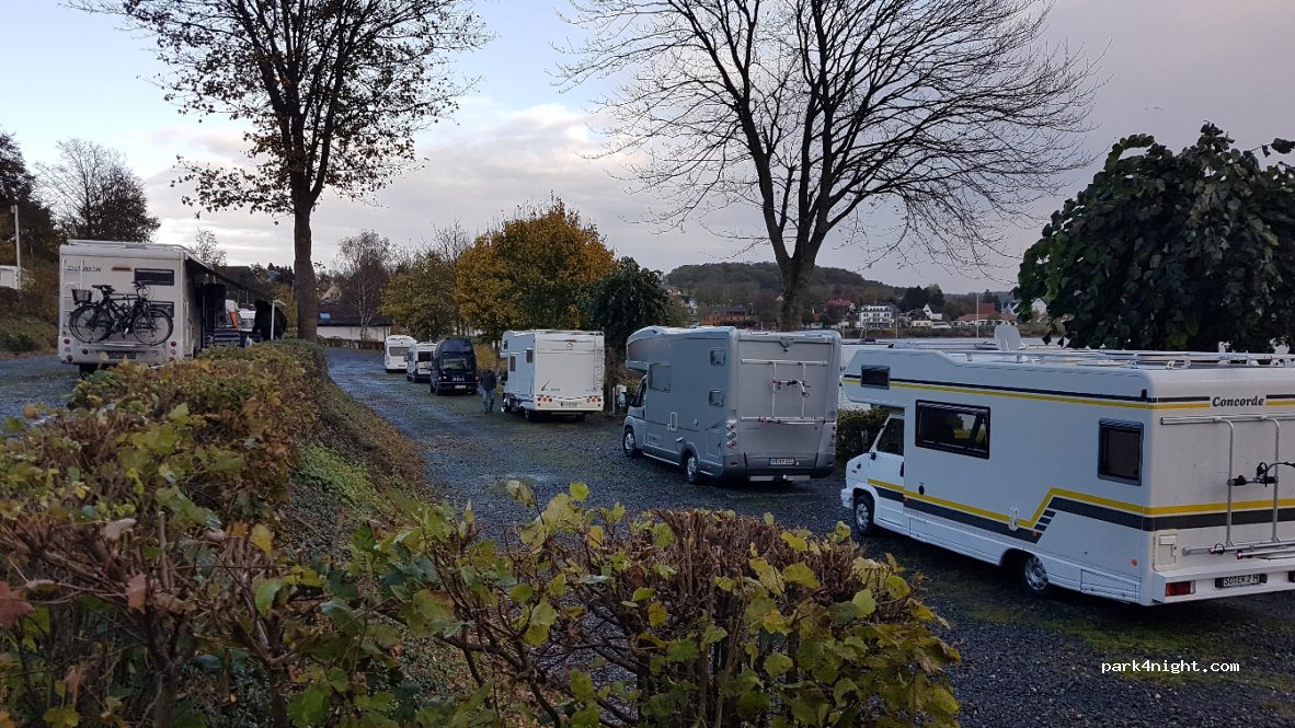 Wohnmobilstellplatz Delecke Nordufer | Möhnesee — foto