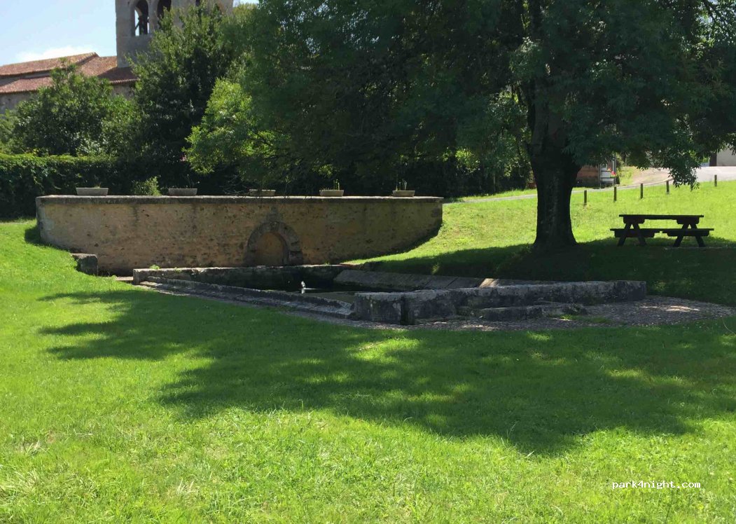 (24330) Saint-Geyrac - D6 — foto 3