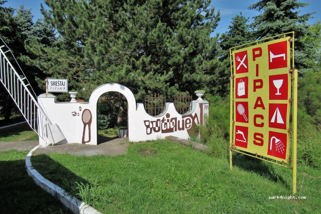 Camping pipac — foto