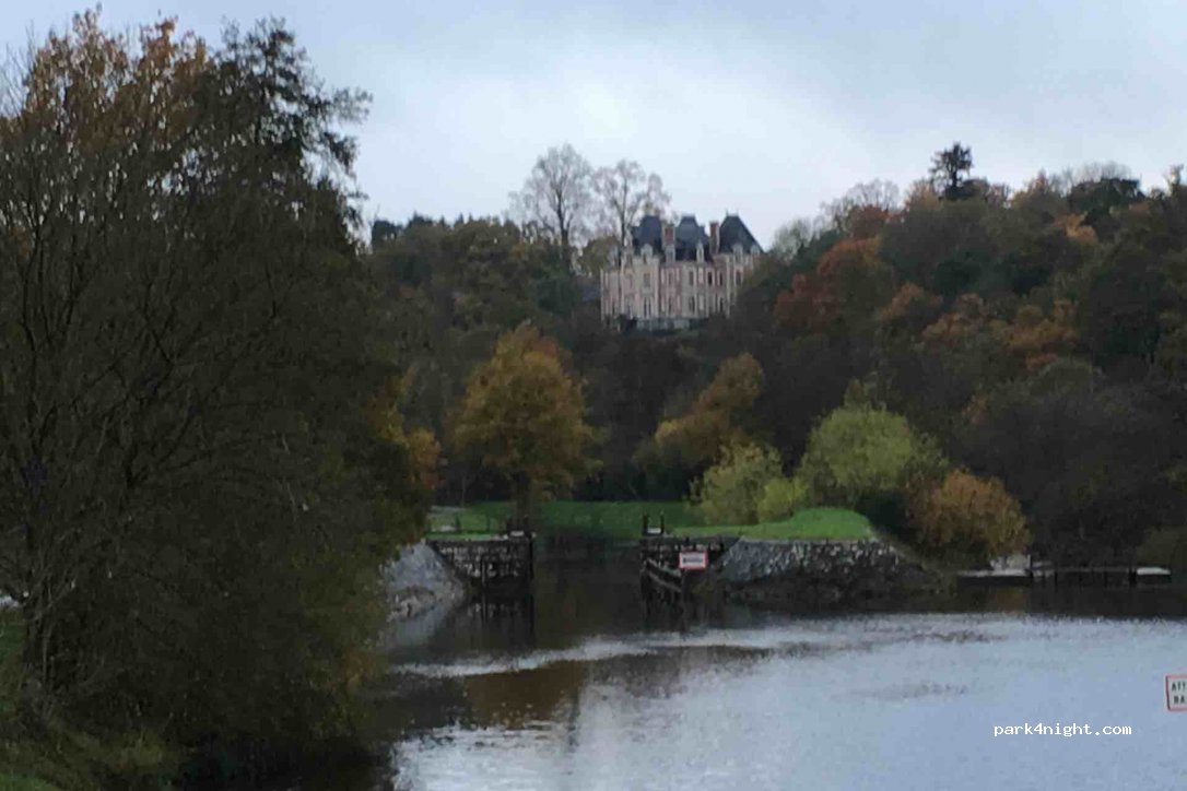 (53470) Martigné-sur-Mayenne - Bas Hambert — foto 2