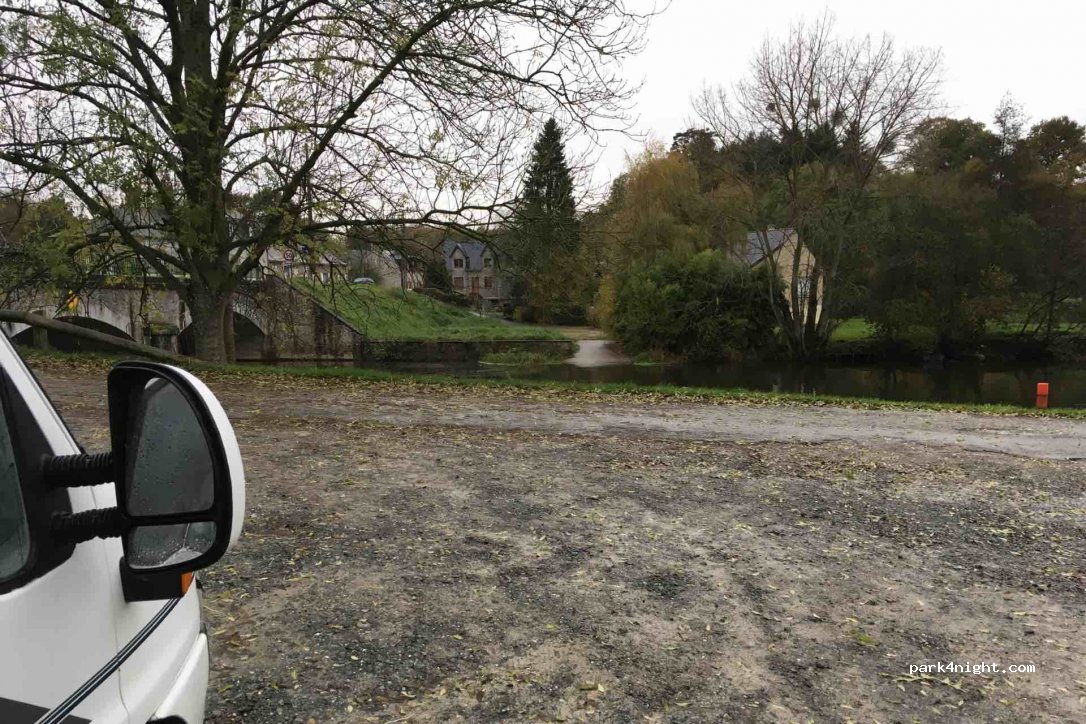 (53470) Martigné-sur-Mayenne - Bas Hambert — foto 3