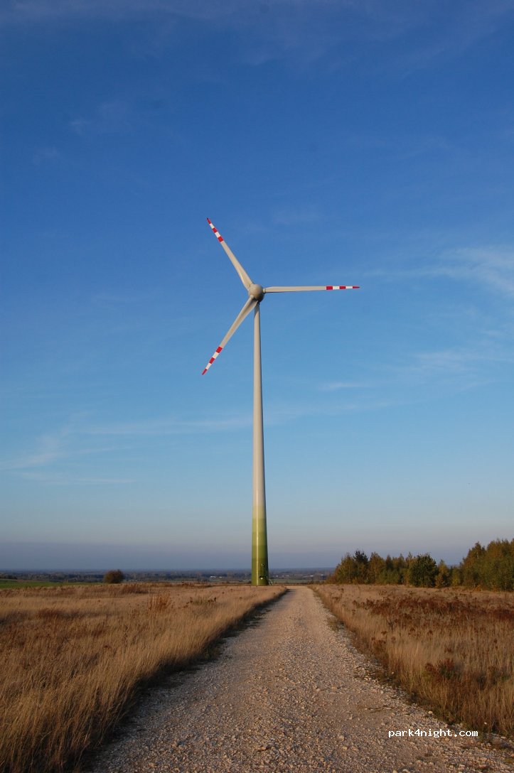 (26-332) Sławno - Unnamed Road — foto